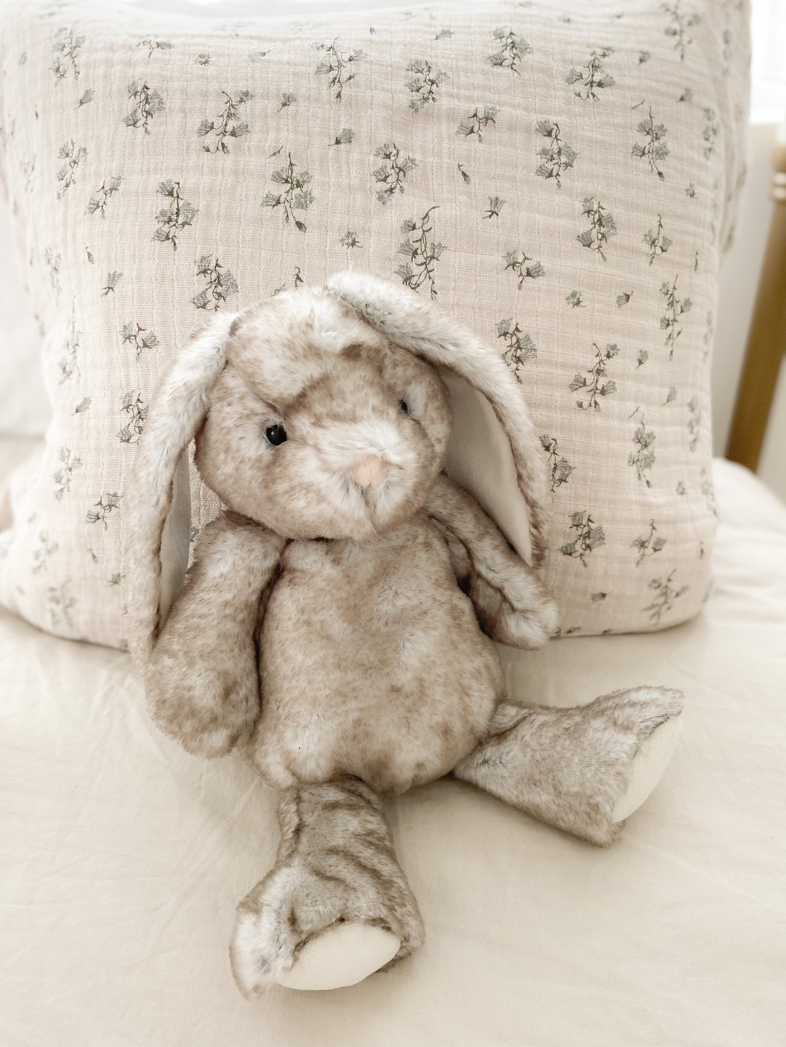 Mon Ami Hadley the Hare